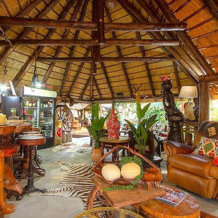 Wielewaal Bush Lodge Marloth Park Extérieur photo