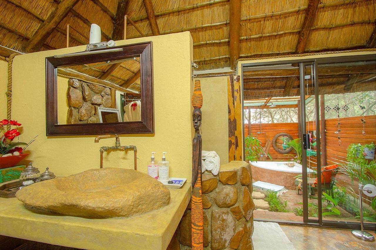 Wielewaal Bush Lodge Marloth Park Extérieur photo