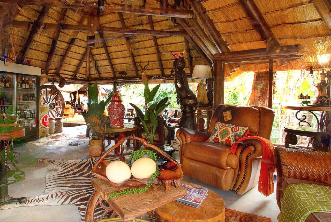 Wielewaal Bush Lodge Marloth Park Extérieur photo